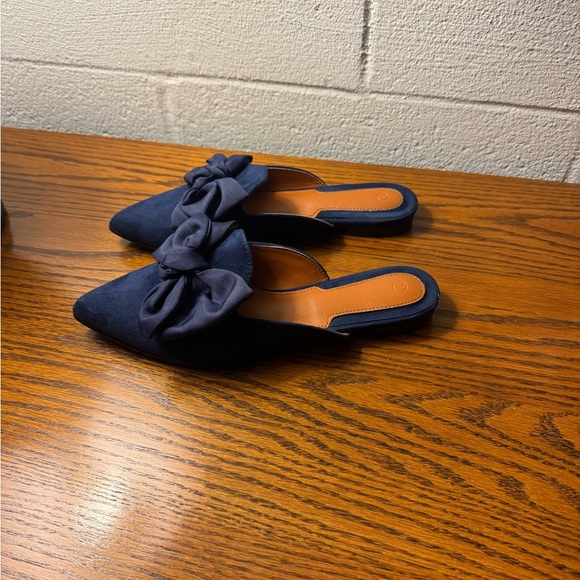 Navy Blue Bow Mule Flats Pointed Toe Size 7 - Picture 3 of 6
